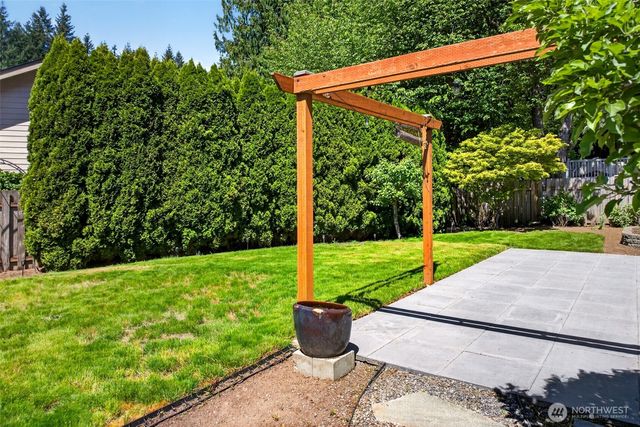13505 174th Avenue NE, Redmond, WA 98052