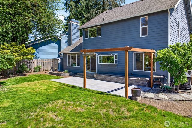 13505 174th Avenue NE, Redmond, WA 98052