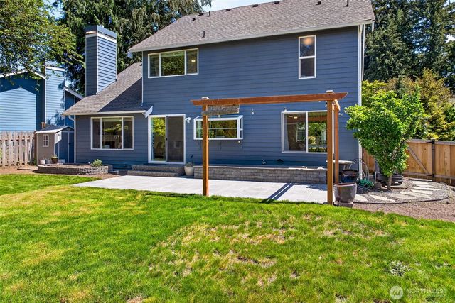 13505 174th Avenue NE, Redmond, WA 98052