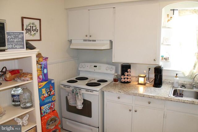 117 W OATES AVE, Winchester, VA 22601