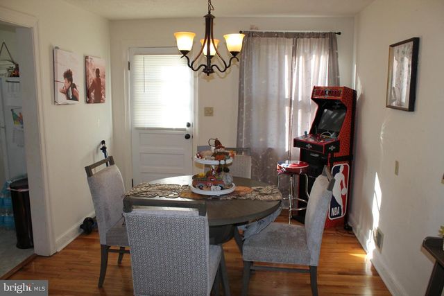 117 W OATES AVE, Winchester, VA 22601