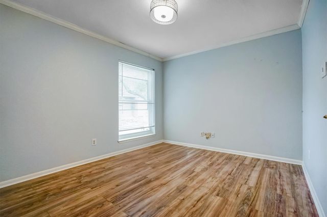 2601 Augusta Drive 26, Houston, TX 77057