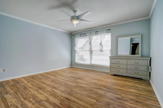 2601 Augusta Drive 26, Houston, TX 77057