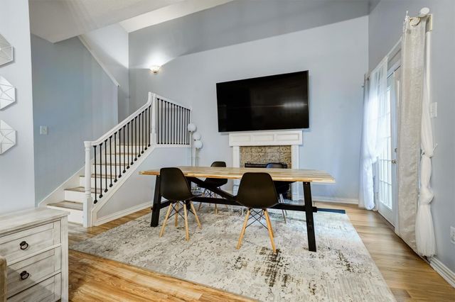 2601 Augusta Drive 26, Houston, TX 77057