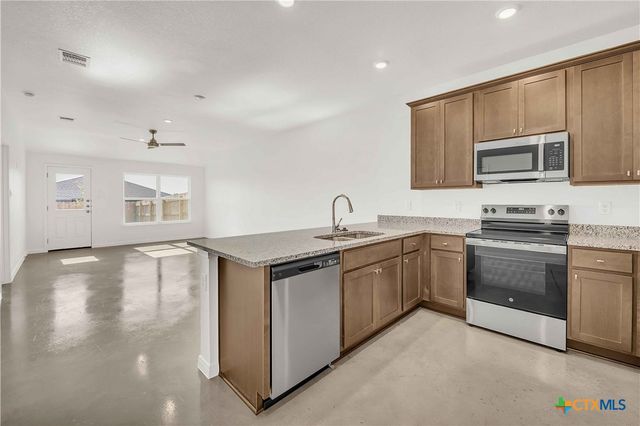910 Switchgrass Drive, Killeen, TX 76543