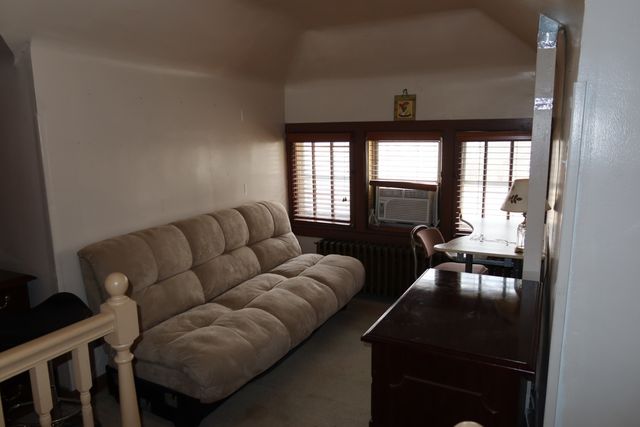 9766 S Prospect Avenue, Chicago, IL 60643