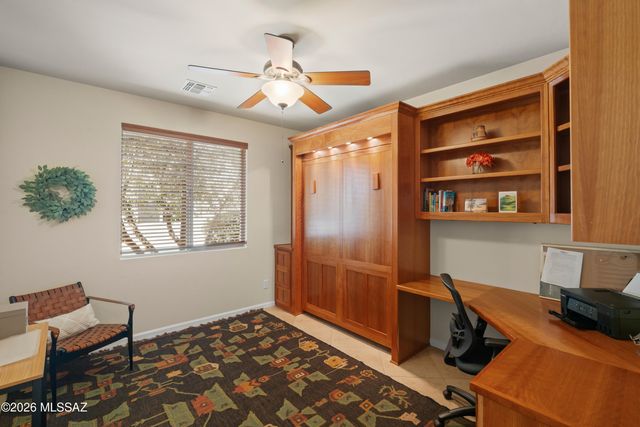 2292 E Skywalker Way, Green Valley, AZ 85614