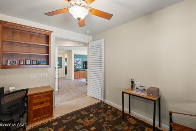 2292 E Skywalker Way, Green Valley, AZ 85614