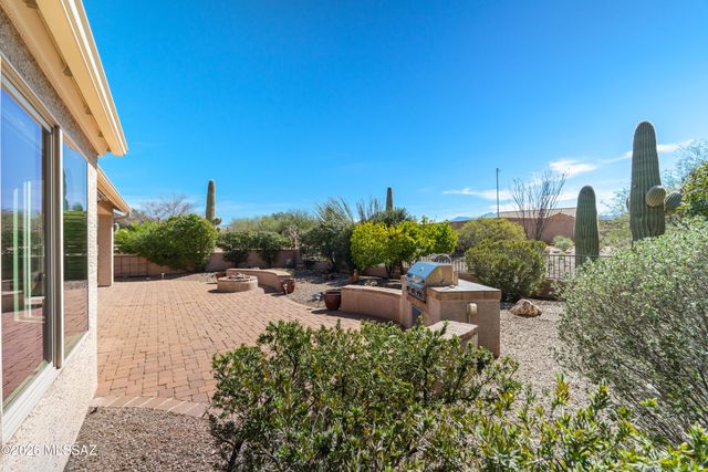 2292 E Skywalker Way, Green Valley, AZ 85614
