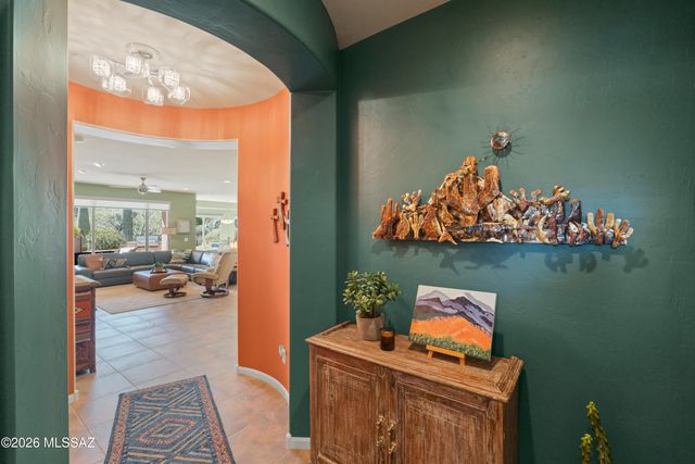 2292 E Skywalker Way, Green Valley, AZ 85614