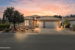 2292 E Skywalker Way, Green Valley, AZ 85614