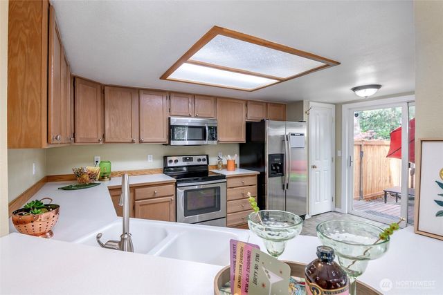 6004 Regents Lane SE, Olympia, WA 98513