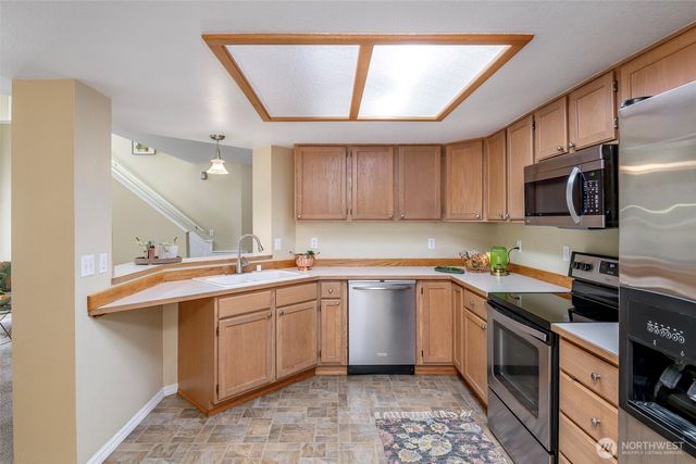 6004 Regents Lane SE, Olympia, WA 98513