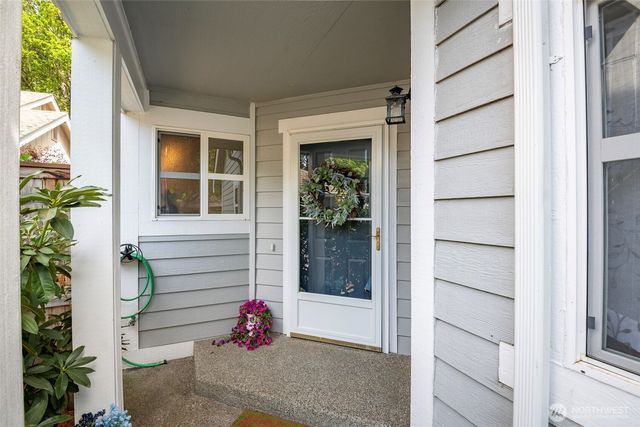 6004 Regents Lane SE, Olympia, WA 98513