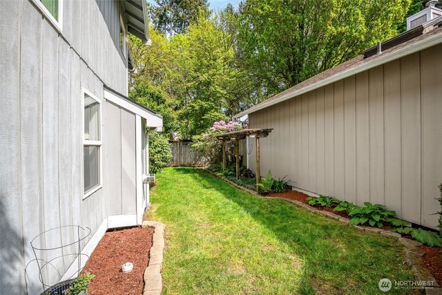 6004 Regents Lane SE, Olympia, WA 98513