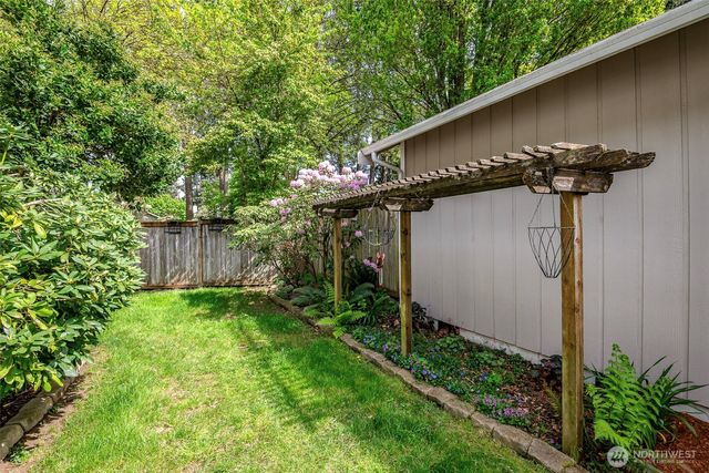 6004 Regents Lane SE, Olympia, WA 98513