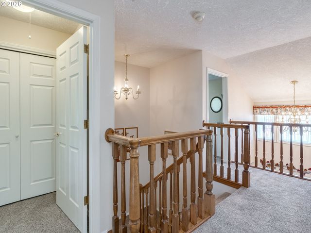 2145 Nw CHRYSTAL Dr, Mc Minnville, OR 97128
