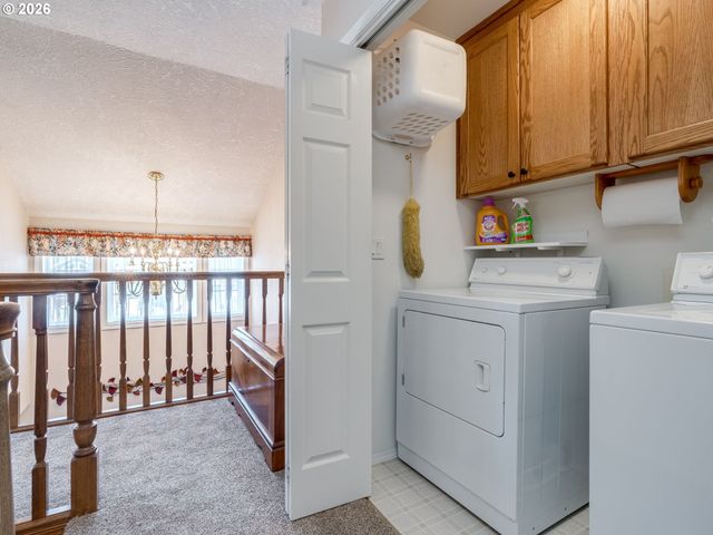 2145 Nw CHRYSTAL Dr, Mc Minnville, OR 97128