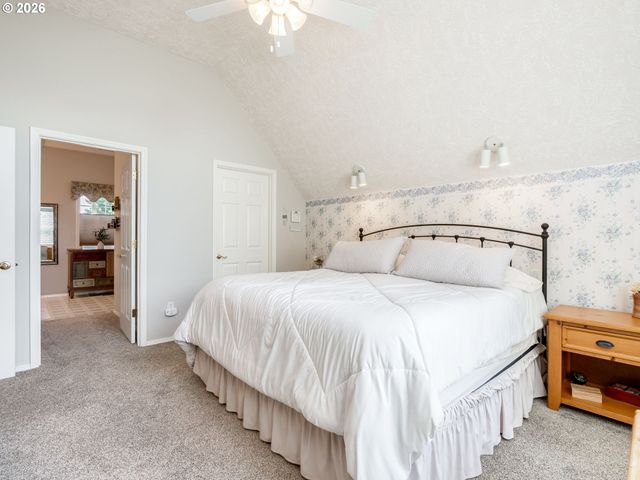 2145 Nw CHRYSTAL Dr, Mc Minnville, OR 97128