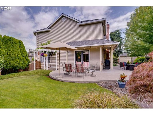 2145 Nw CHRYSTAL Dr, Mc Minnville, OR 97128