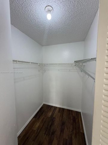 2550 SW 18th Ter 1807, Fort Lauderdale, FL 33315
