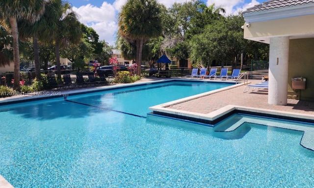 2550 SW 18th Ter 1807, Fort Lauderdale, FL 33315