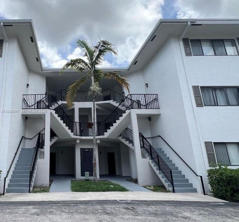 2550 SW 18th Ter 1807, Fort Lauderdale, FL 33315