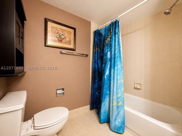6276 NW 186th ST 305, Hialeah, FL 33015