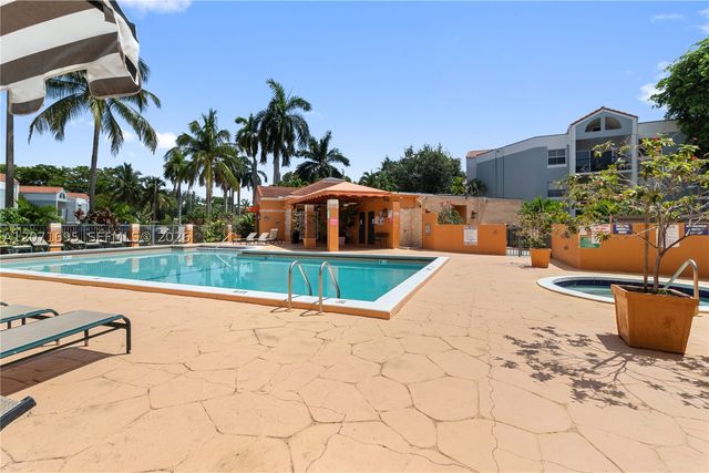 6276 NW 186th ST 305, Hialeah, FL 33015