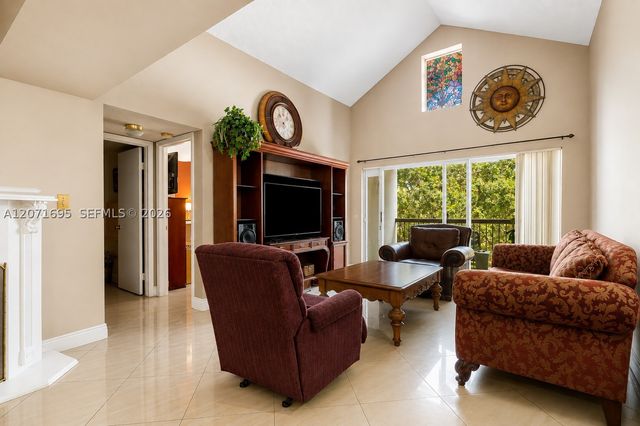 6276 NW 186th ST 305, Hialeah, FL 33015