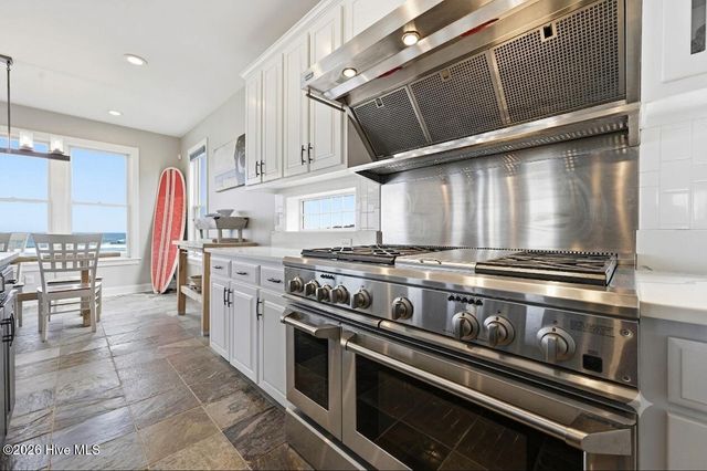 816 S Shore Drive, Holly Ridge, NC 28445