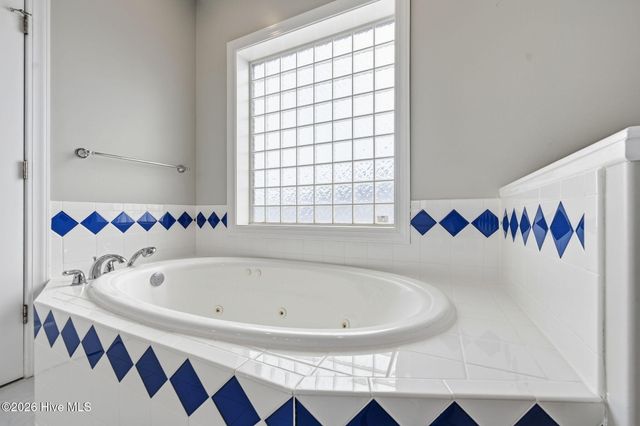 816 S Shore Drive, Holly Ridge, NC 28445