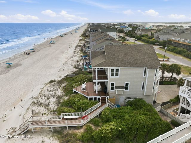 816 S Shore Drive, Holly Ridge, NC 28445