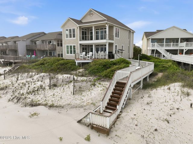 816 S Shore Drive, Holly Ridge, NC 28445