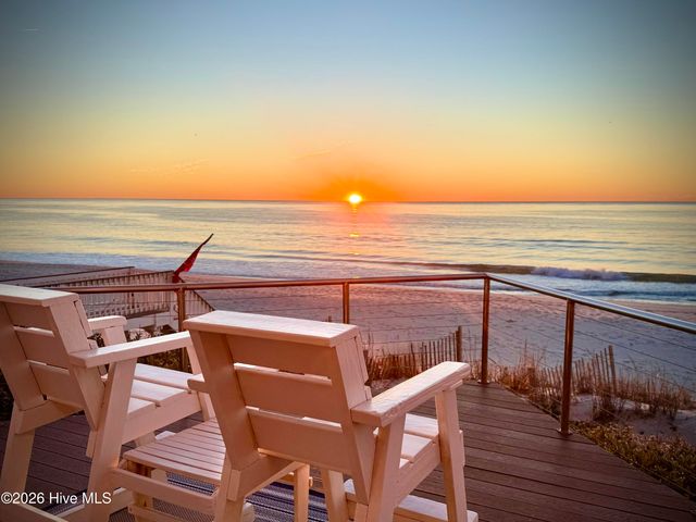 816 S Shore Drive, Holly Ridge, NC 28445
