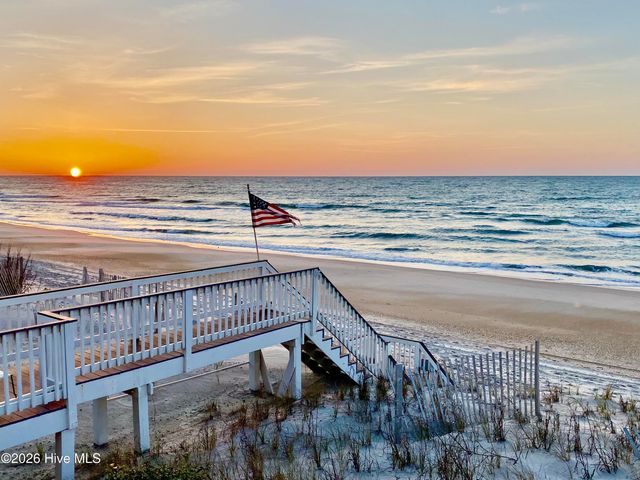 816 S Shore Drive, Holly Ridge, NC 28445