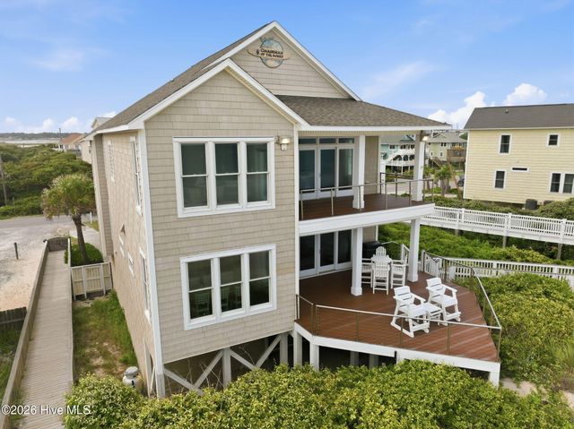 816 S Shore Drive, Holly Ridge, NC 28445