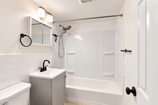 41 Warren St B2, Waltham, MA 02453