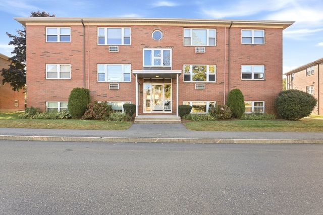 41 Warren St B2, Waltham, MA 02453