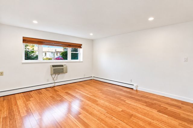 41 Warren St B2, Waltham, MA 02453