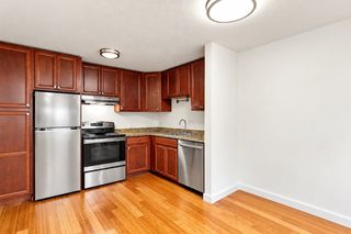 41 Warren St B2, Waltham, MA 02453