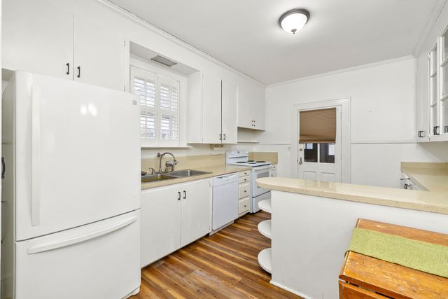 15 Warren Court, Sumter, SC 29150