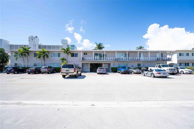 1940 Biarritz Dr 16, Miami Beach, FL 33141