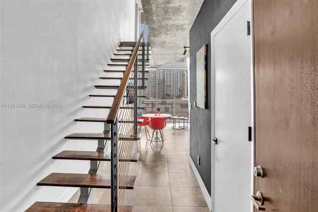 690 SW 1st Ct 1716, Miami, FL 33130