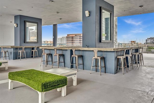 690 SW 1st Ct 1716, Miami, FL 33130