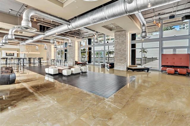 690 SW 1st Ct 1716, Miami, FL 33130