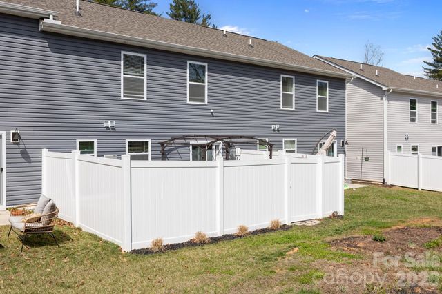 83 Malcolm Court, Candler, NC 28715