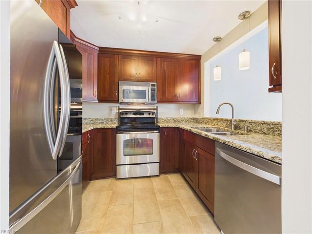2309 Mooring PL, Virginia Beach, VA 23451