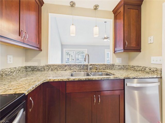 2309 Mooring PL, Virginia Beach, VA 23451