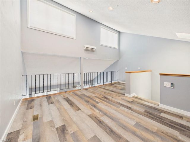 2309 Mooring PL, Virginia Beach, VA 23451